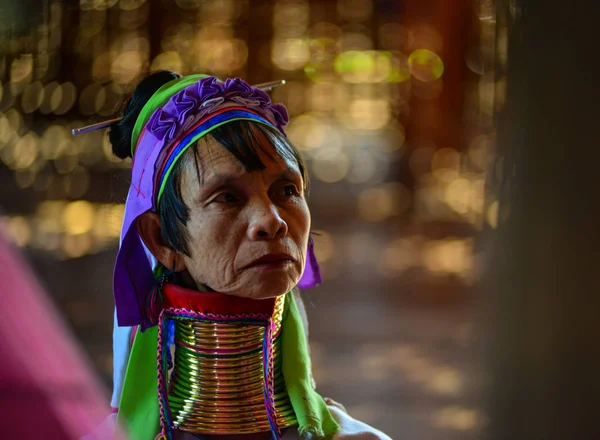 Mulher kayan (Long Neck People ) — Fotografia de Stock