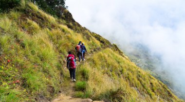 Annapurna Circuit Trek in Pokhara, Nepal