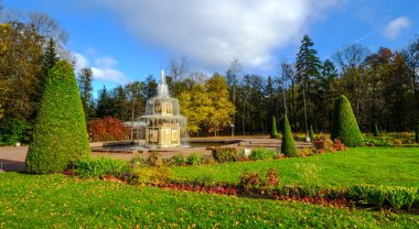 Peterhof Palace,Rusya'da sanat çeşmesi  