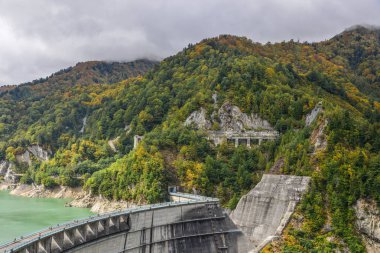 Kurobe Barajı: Toyama, Japan 