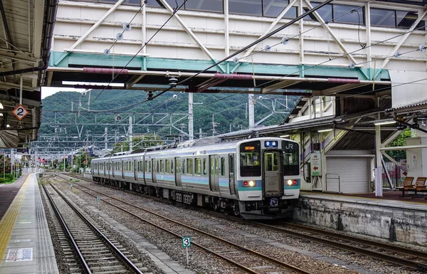 Estação ferroviária em Osaka, Japão — Fotografia de Stock