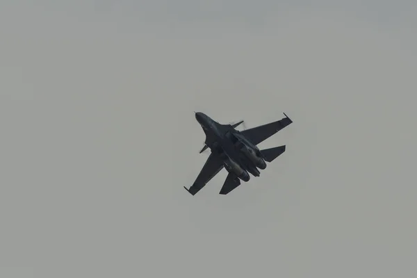 Kampfjet zur Ausstellung in Langkawi, Malaysia — Stockfoto