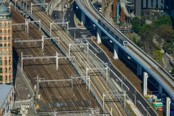 Tokyo, Japonya'daki rayların havadan görünümü. — Stok fotoğraf