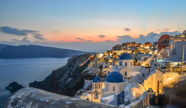 希腊圣托里尼岛的夜景 — 图库照片
