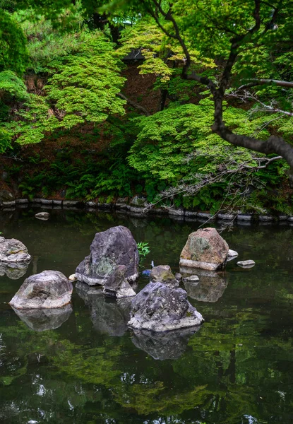 Paisaje idílico del jardín japonés — Foto de Stock