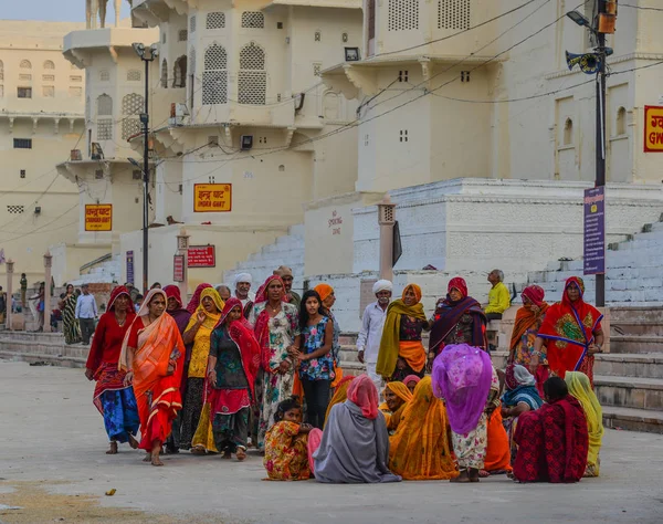 Паломники на святі в Пушкар, Індія — стокове фото