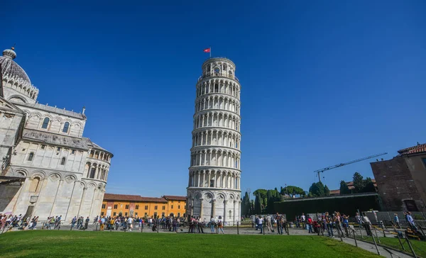 Středověká věž v Pise (Torre di Pisa) — Stock fotografie
