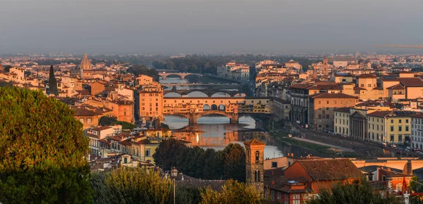 Veduta aerea di Firenze (Italia) all'alba — Foto Stock