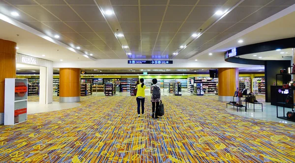 Wnętrze międzynarodowego lotniska w Rangun — Zdjęcie stockowe