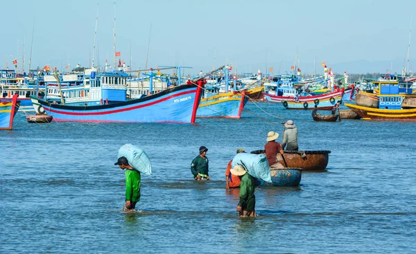 Village de pêcheurs à Binh Thuan, Vietnam — Photo