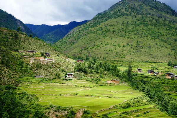 Górskie krajobrazy w Thimphu, Bhutan — Zdjęcie stockowe