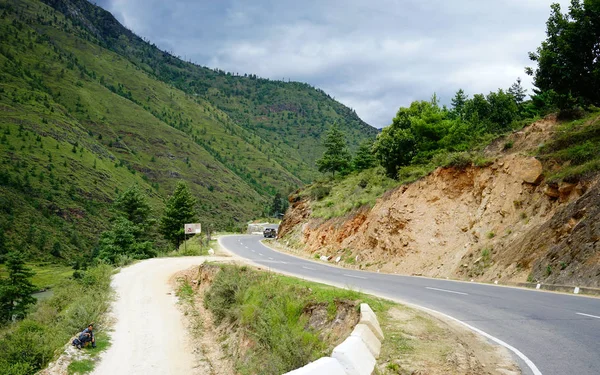 Górskie krajobrazy w Thimphu, Bhutan — Zdjęcie stockowe