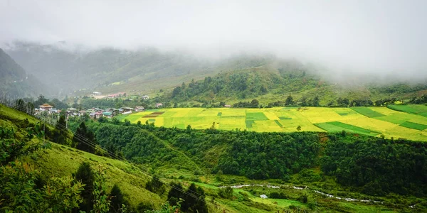 ブータンの山の風景 — ストック写真