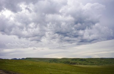Kham Tibet'teki dağ manzarası, Sichuan, Çin 