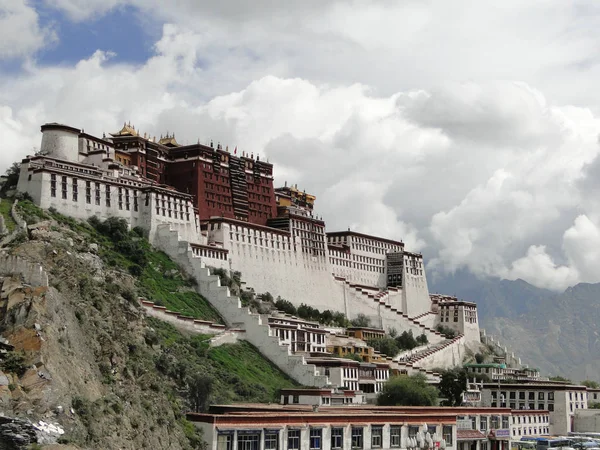 Παλάτι Potala στην περιοχή Λάσα, Θιβέτ — Φωτογραφία Αρχείου