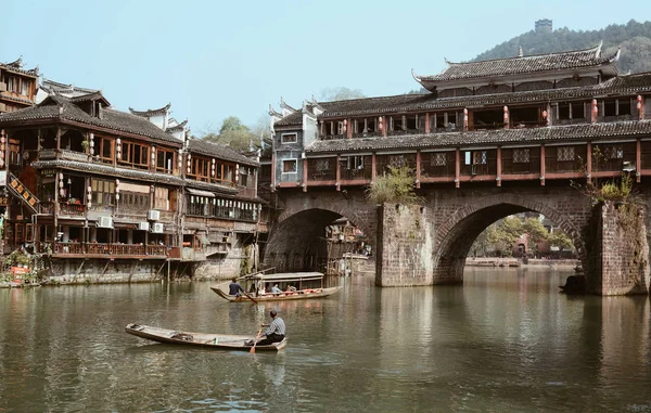 Fenghuang, staré město v Hunan, Čína — Stock fotografie