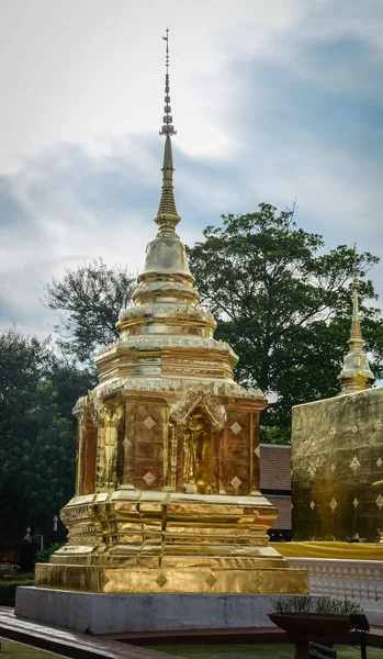 Buddhist pagoda in Chiang Mai, Thailand — Stock Photo, Image