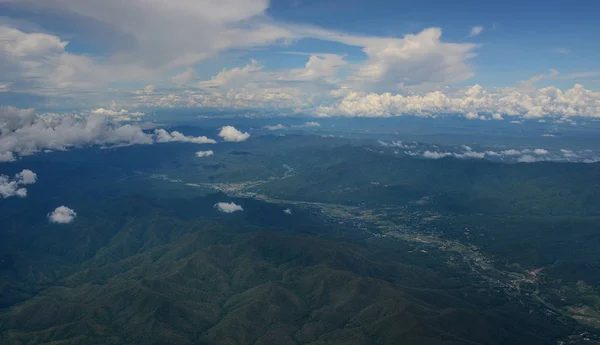 Luchtfoto van het platteland in Noord-Thailand — Stockfoto
