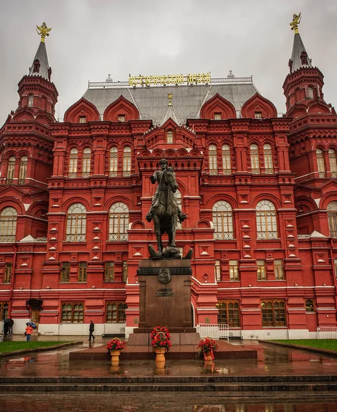 Памятник маршалу Жукову — стоковое фото