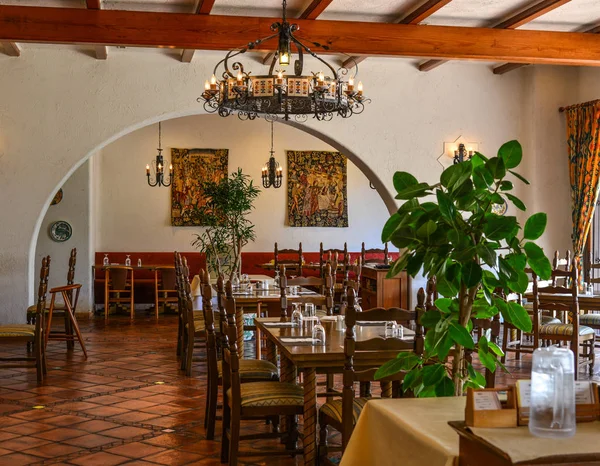 Interior de um restaurante (estilo ocidental ) — Fotografia de Stock