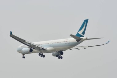 Saigon havaalanına iniş yolcu uçak 