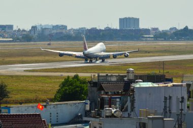 Saigon havaalanına iniş yolcu uçak 