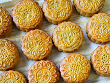 Çin tarzı geleneksel ay pastası 