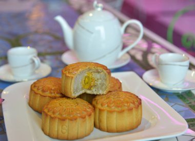 Sonbahar Ortası festivali için lezzetli ay pastası