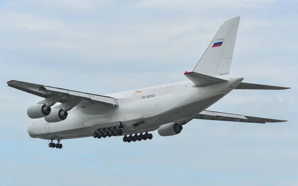 Volga-Dnepr Antonov an-124 — Stock Fotó