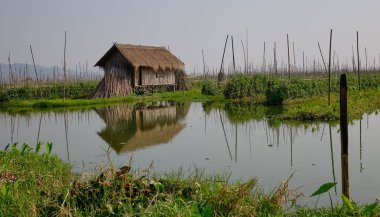 Inle Gölü üzerinde yüzen evler, Myanmar 