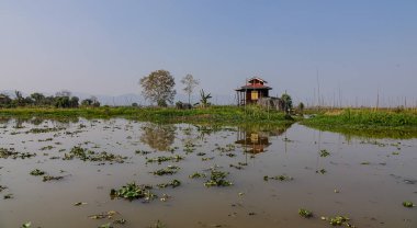 Inle Gölü üzerinde yüzen evler, Myanmar 
