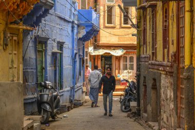 Jodhpur, Hindistan'da sokaktaki insanlar 