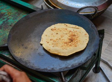 Tandoori naan veya roti