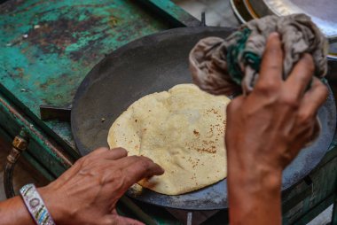 Tandoori naan veya roti