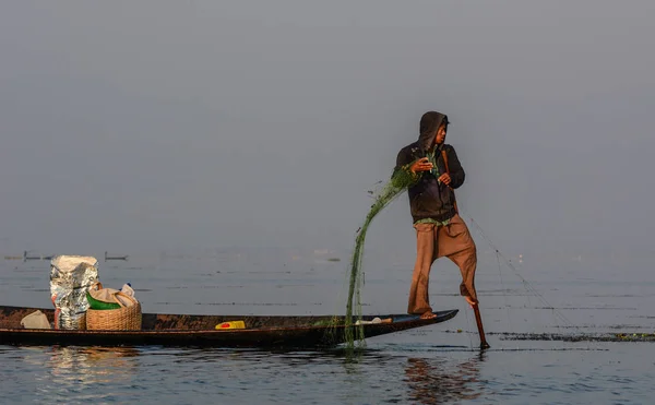 Pêche sur le lac Inle, Myanmar — Photo