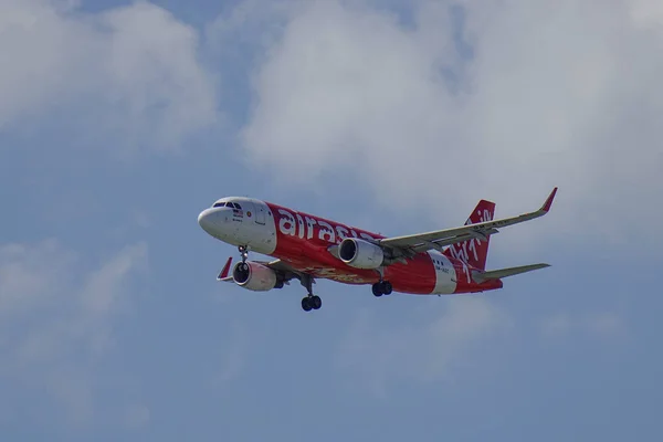 Singapur Mar 2019 Agc Airasia Airbus A320 Aterrizando Aeropuerto Changi — Foto de Stock