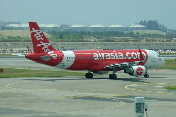 Singapour Mars 2019 Rac Airasia Airbus A320 Circulant Sur Piste — Photo