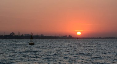 Sunset bulvarında bir Giang, Vietnam Mekong Nehri.