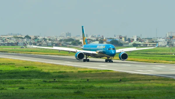 Saigon Vietnam Jun 2019 Vietnam Airlines Airbus A350 900 Taxiing — Stock Photo, Image