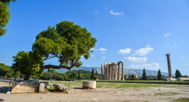 Atina Olympian Zeus Tapınağı eşsiz ve ilginç bir görünüm, Yunanistan.
