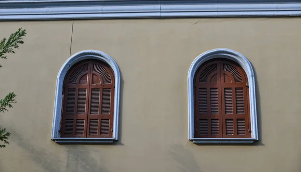 Wooden Windows Old Building Athens Greece — Stock Photo, Image