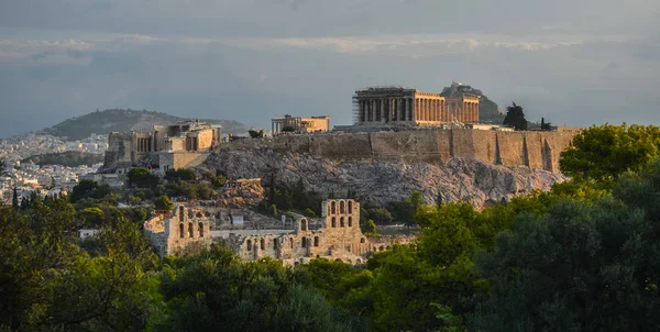 Berömda Antika Akropolis Hill Aten Akropolis Inkluderar Stora Arkitektoniska Den — Stockfoto