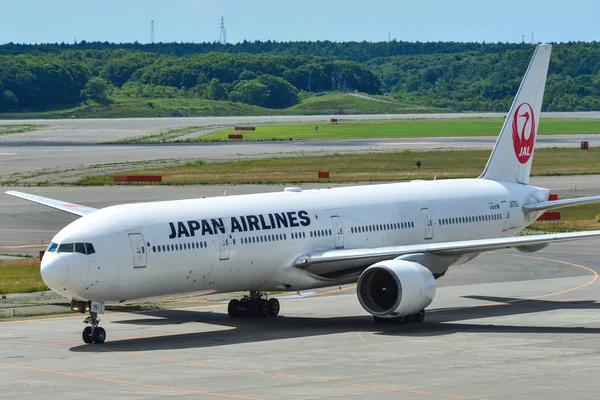 Vliegtuig op Hokkaido New Chitose Airport — Stockfoto