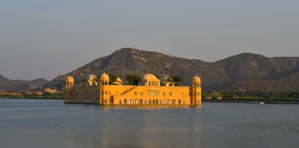 Jal Mahal στην Τζαϊπούρ, Ρατζαστάν, Ινδία — Φωτογραφία Αρχείου