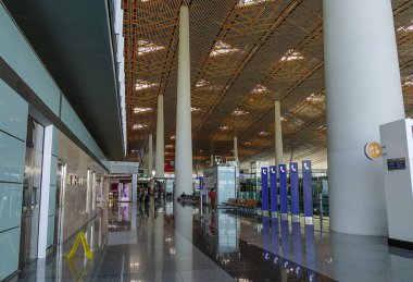 Havaalanının içi. 