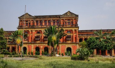 Yangon, Myanmar'daki eski binalar 