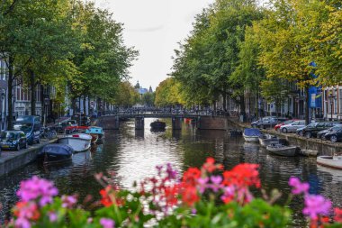 Amsterdam şehir Kanallar