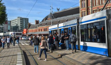 Amsterdam, Hollanda 'da metro treni 
