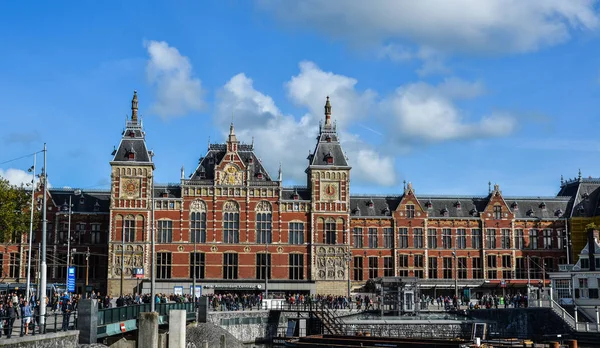 Vecchi edifici di Amsterdam, Olanda — Foto Stock