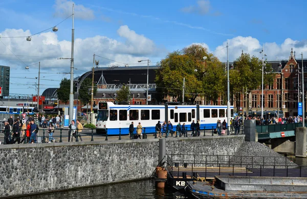 Amsterdam şehir Kanallar — Stok fotoğraf